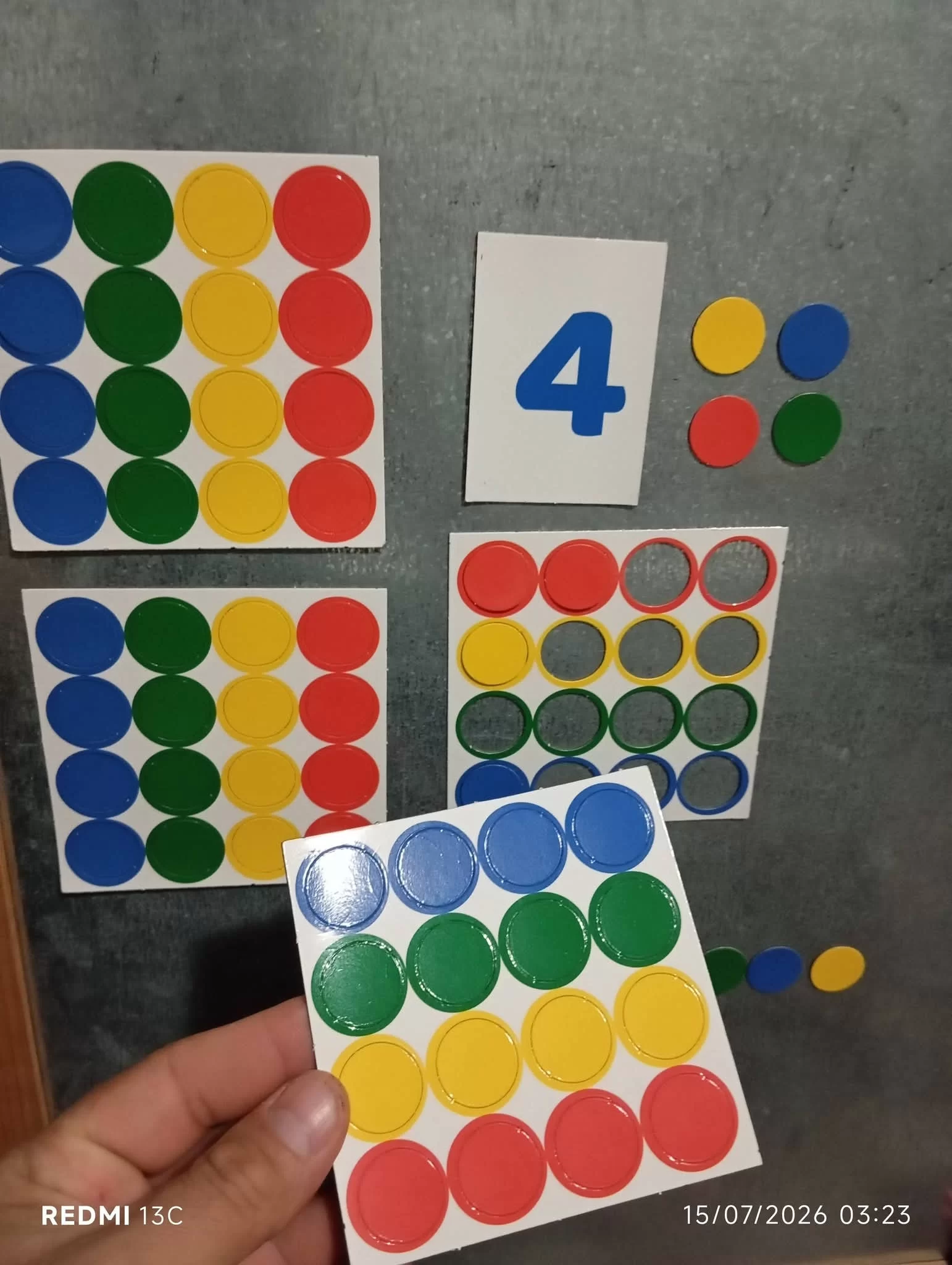 Magnet Renkli Matematik ve Oyun-Etkinlik Pulları ( 10 set -160 adet )